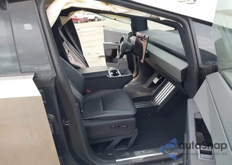 2024 Tesla Cybertruck Cyberbeast z USA, uszkodzony, nr VIN 7G2CEHEE4RA047686